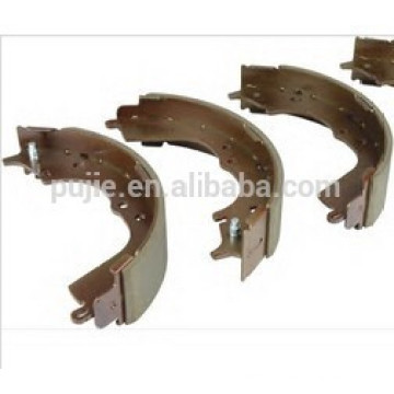 brake shoe 04495-35240